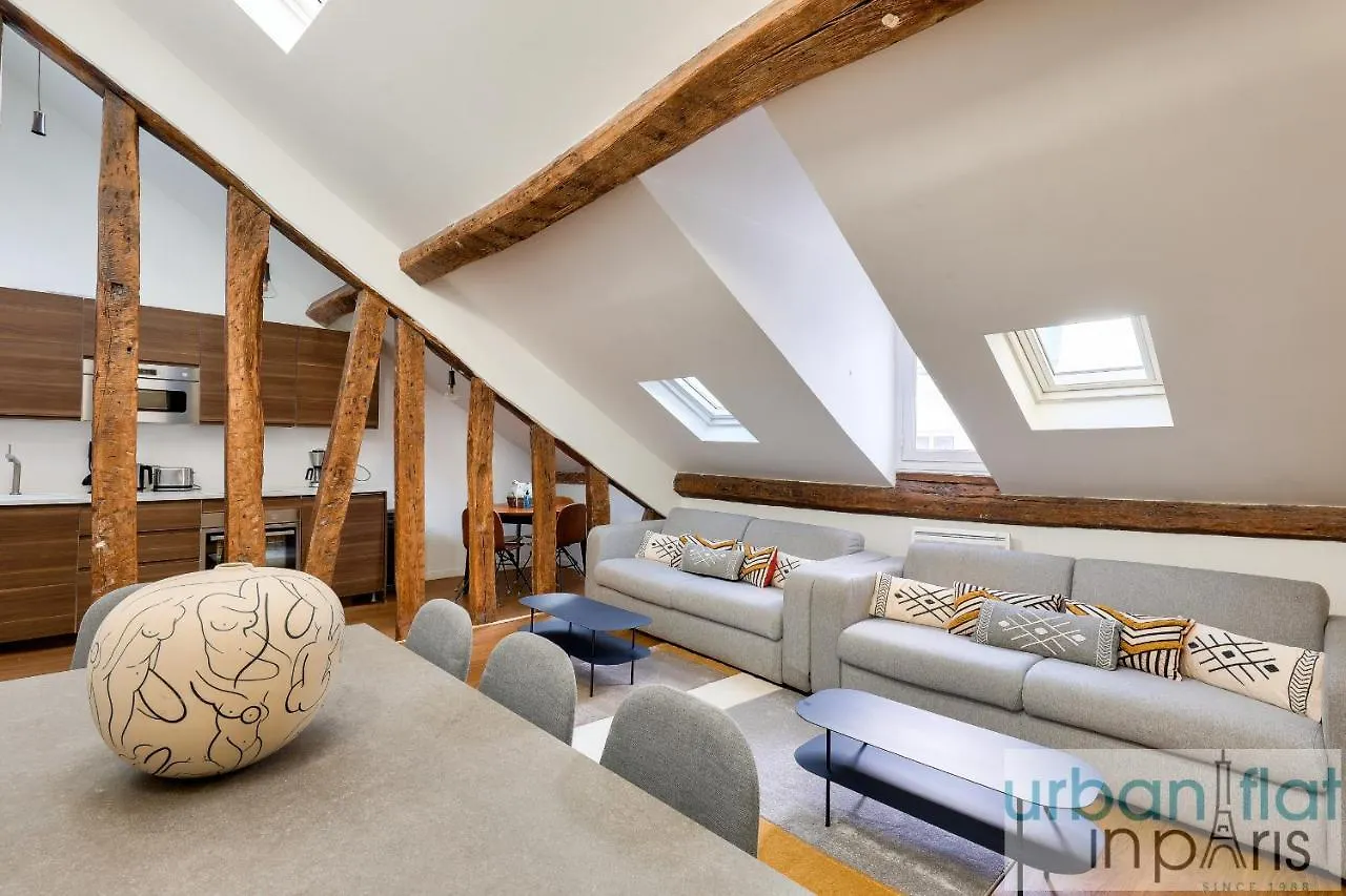 아파트 Urban Flat 117 - Charming 3bdr In *
