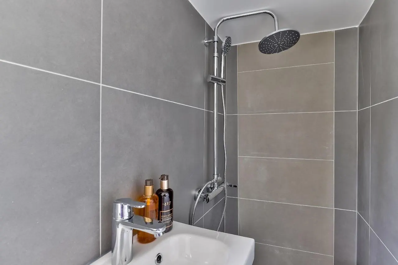 아파트 Urban Flat 117 - Charming 3bdr In